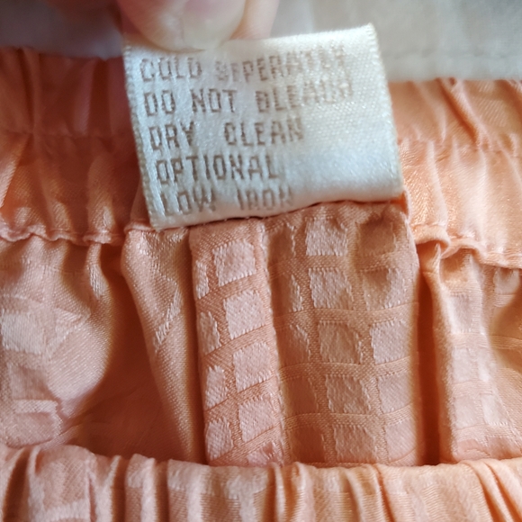 100% SILK PAJAMA SET SZ PM NWOT SOFT SURROUNDINGS - Picture 11 of 11